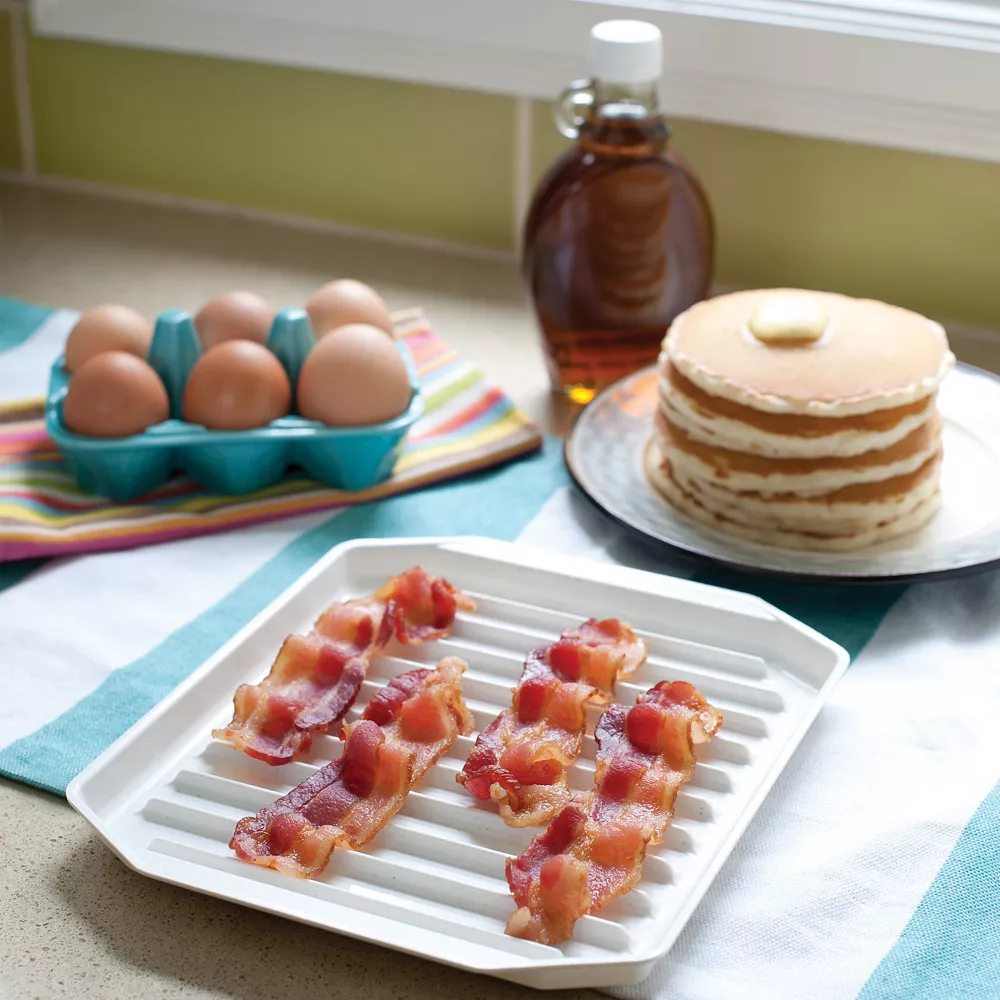 Food Network™ Microwave Bacon Tray With Lid - Image 3